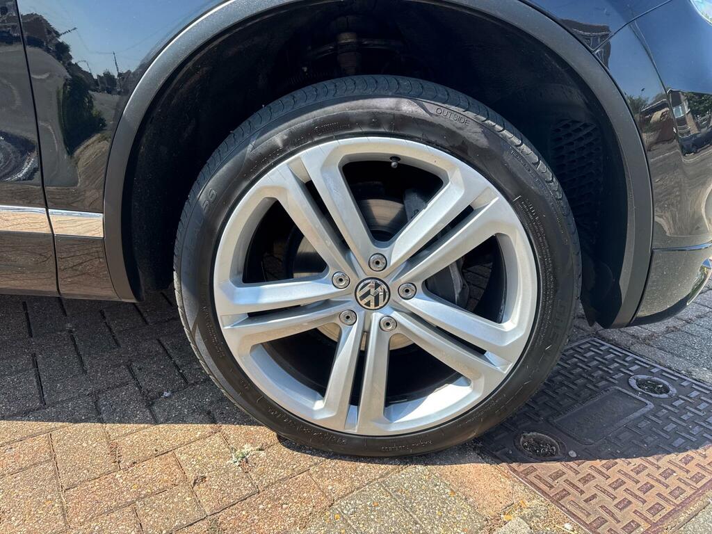 Volkswagen Touareg 3.0L V6 Altitude Tdi Silver #38