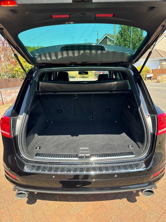 Volkswagen Touareg 3.0L V6 Altitude Tdi Silver #51