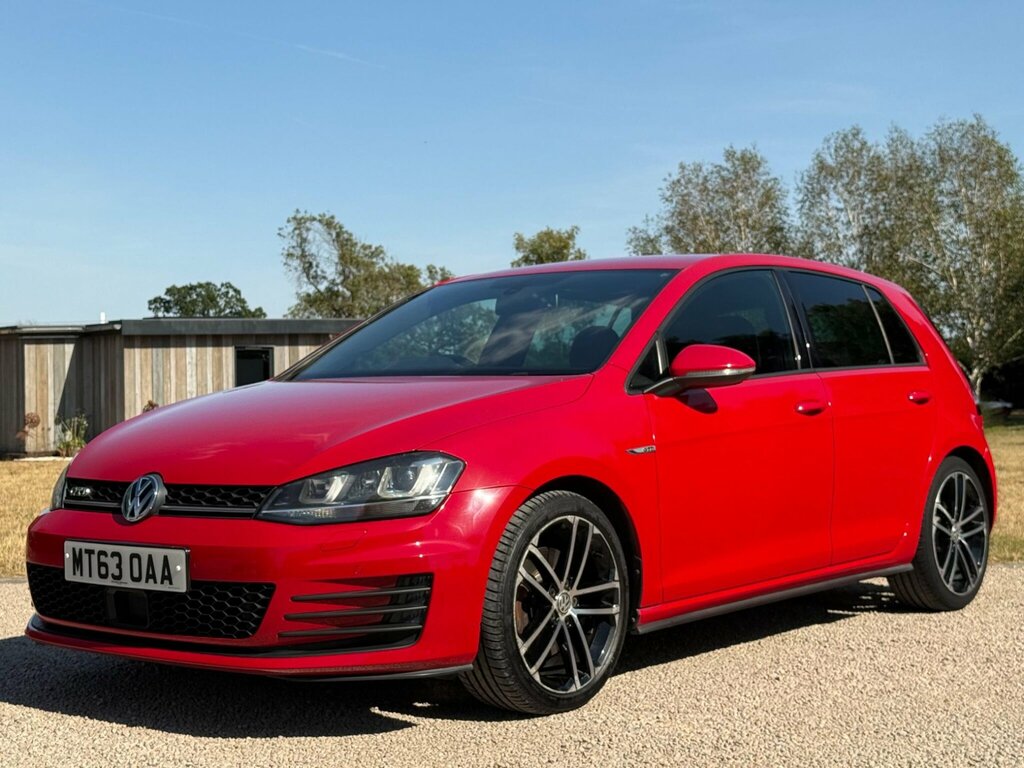 Volkswagen Golf 2.0 Tdi Bluemotion Tech Gtd Dsg Euro 6 Ss Red