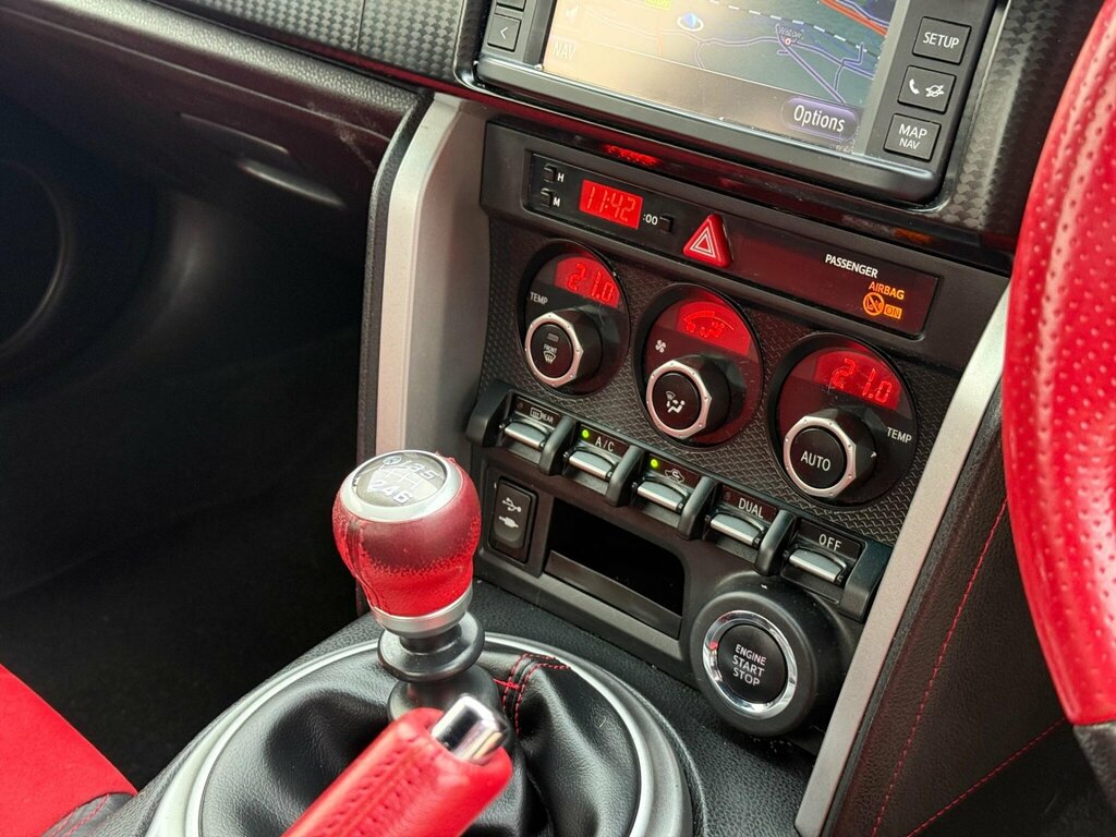 Toyota GT86 2.0 D-4s 197 Bhp Grey #12
