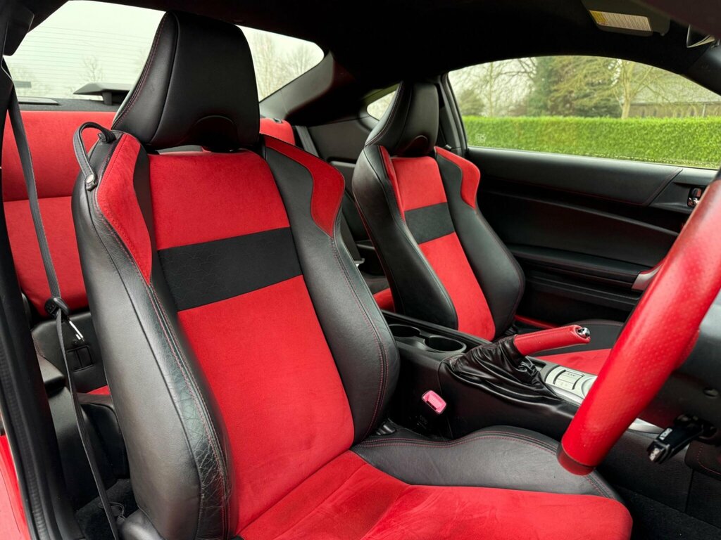 Toyota GT86 2.0 Boxer D-4s Euro 5 Red #4