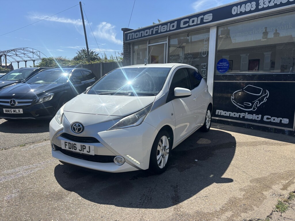 Toyota Aygo Hatchback 1.0 Vvt-i X-pure 2016 White
