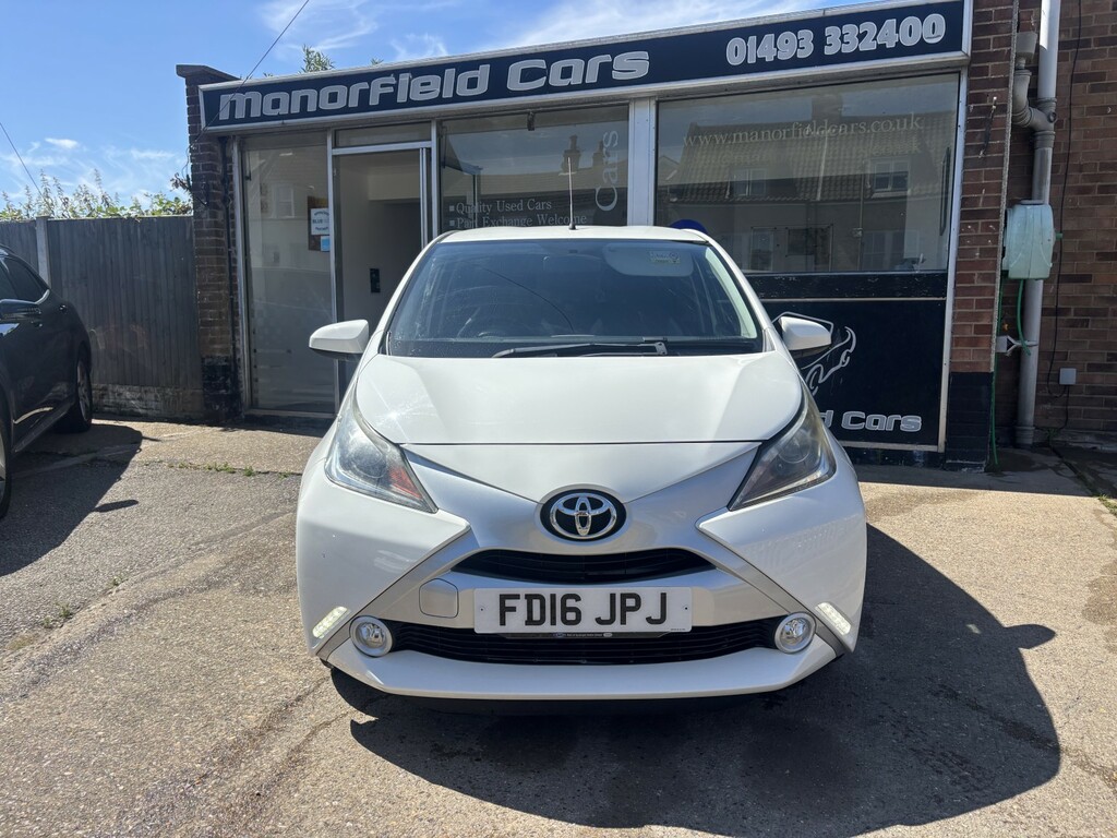 Toyota Aygo Hatchback 1.0 Vvt-i X-pure 2016 White #2