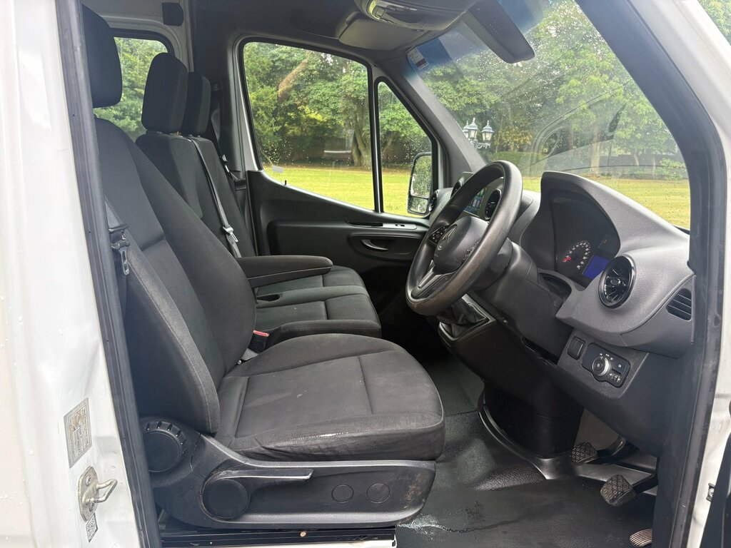 Mercedes-Benz Sprinter 2.0 315 Progressive L2h2 Euro 6 9 Seats Crew Van I White #6