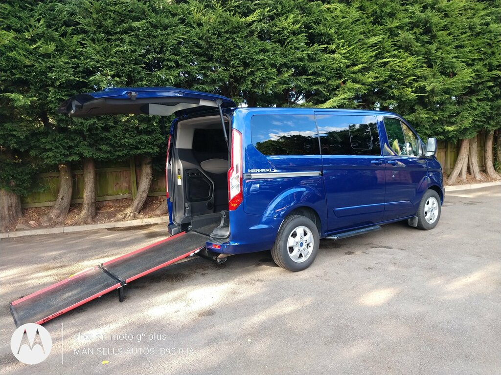 Ford Tourneo Custom 2.0 310 Ecoblue Titanium Minibus Wheelchair Access Blue