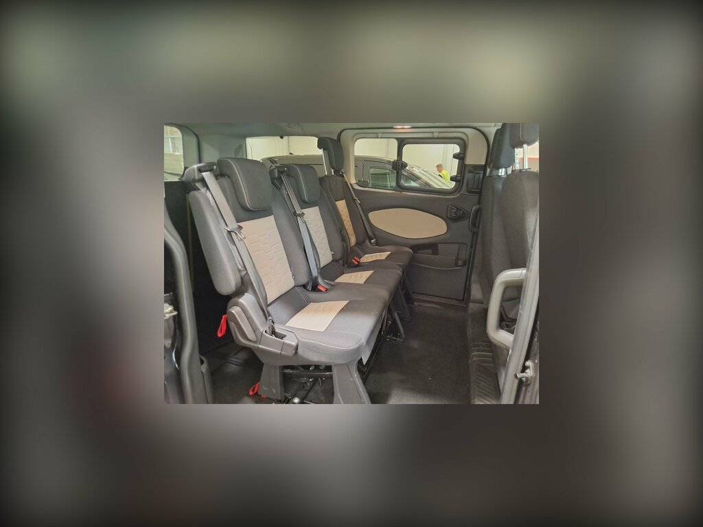 Ford Tourneo Custom 2.0 310 Ecoblue Titanium Wheelchair Accessible 6 S Black #3