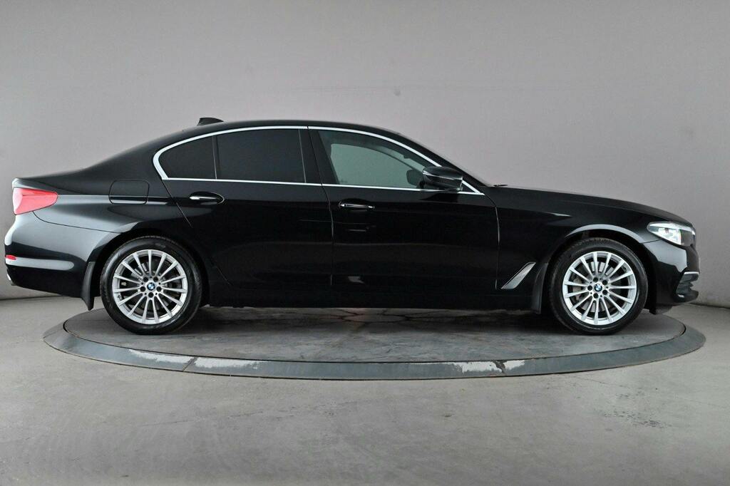 BMW 5 Series 2.0 530I Se Saloon Ss KY17PYA Black #3