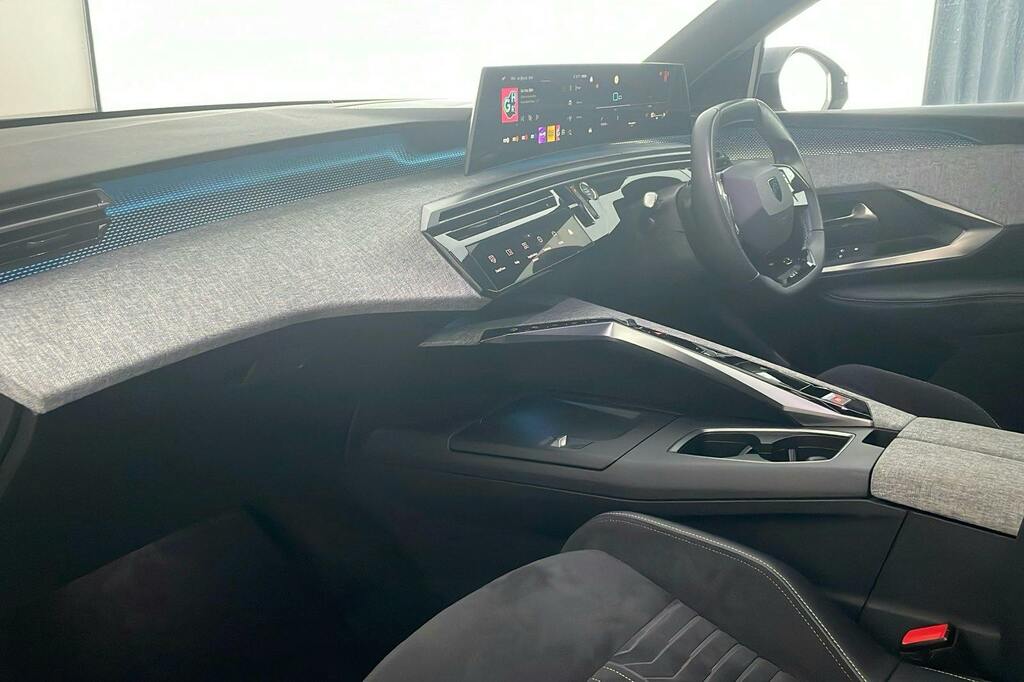 Peugeot 3008 1.2 Gt Suv Hybrid E Dsc6 Ss KS74AZZ Grey #2