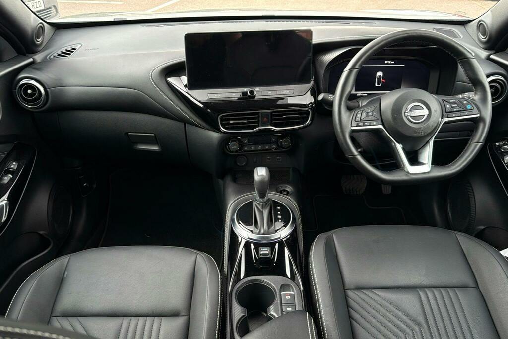 Nissan Juke 1.6 Hybrid Tekna Black #8