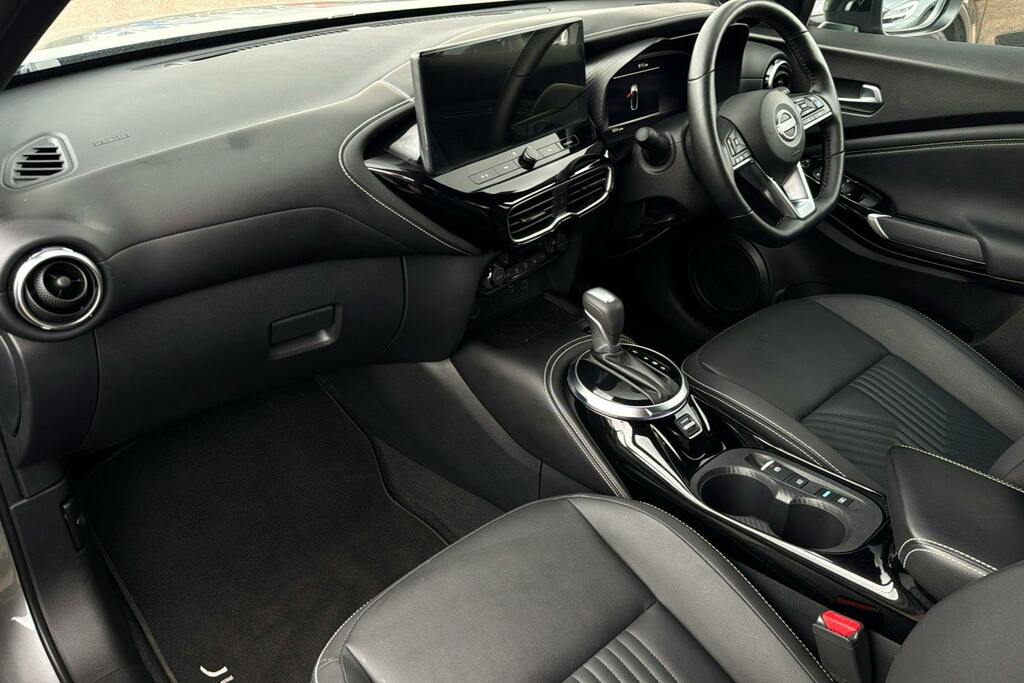 Nissan Juke 1.6 Hybrid Tekna Black #10