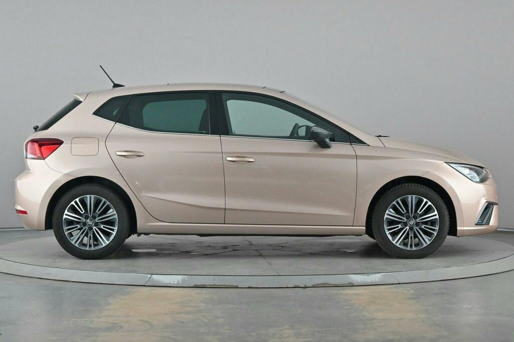 Seat Ibiza 1.0 Tsi Xcellence Hatchback Dsg Ss Gold #3