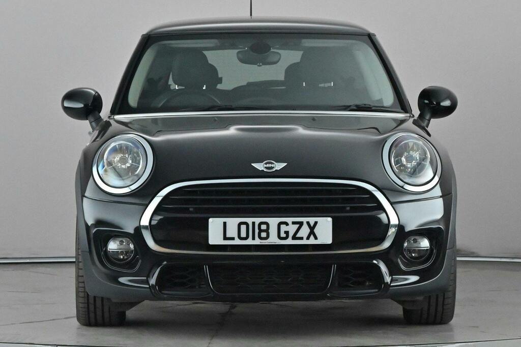 Mini Hatch 1.5 Cooper Hatchback Steptronic Ss LO18GZX Black #2