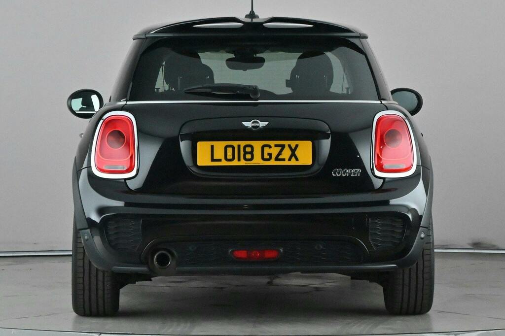Mini Hatch 1.5 Cooper Hatchback Steptronic Ss LO18GZX Black #5