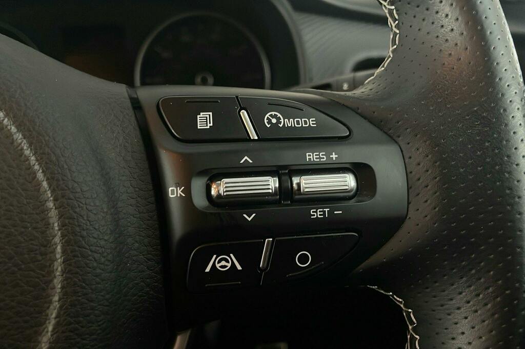 Kia Stonic 1.0T Gdi 48V Gt-line S Dct 118 White #15