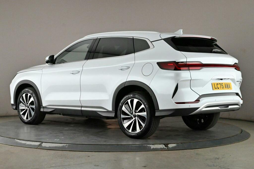 Byd Seal U 1.5 26.6Kwh Comfort Suv Plug In Hybrid White #4