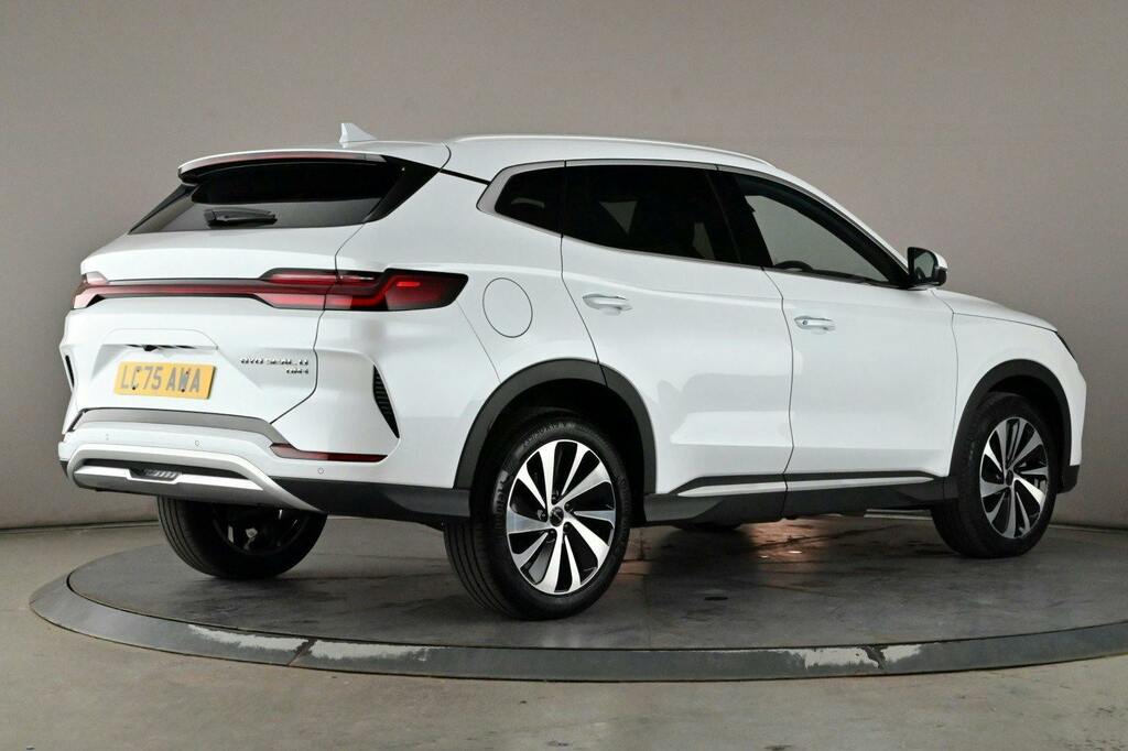 Byd Seal U 1.5 26.6Kwh Comfort Suv Plug In Hybrid White #6