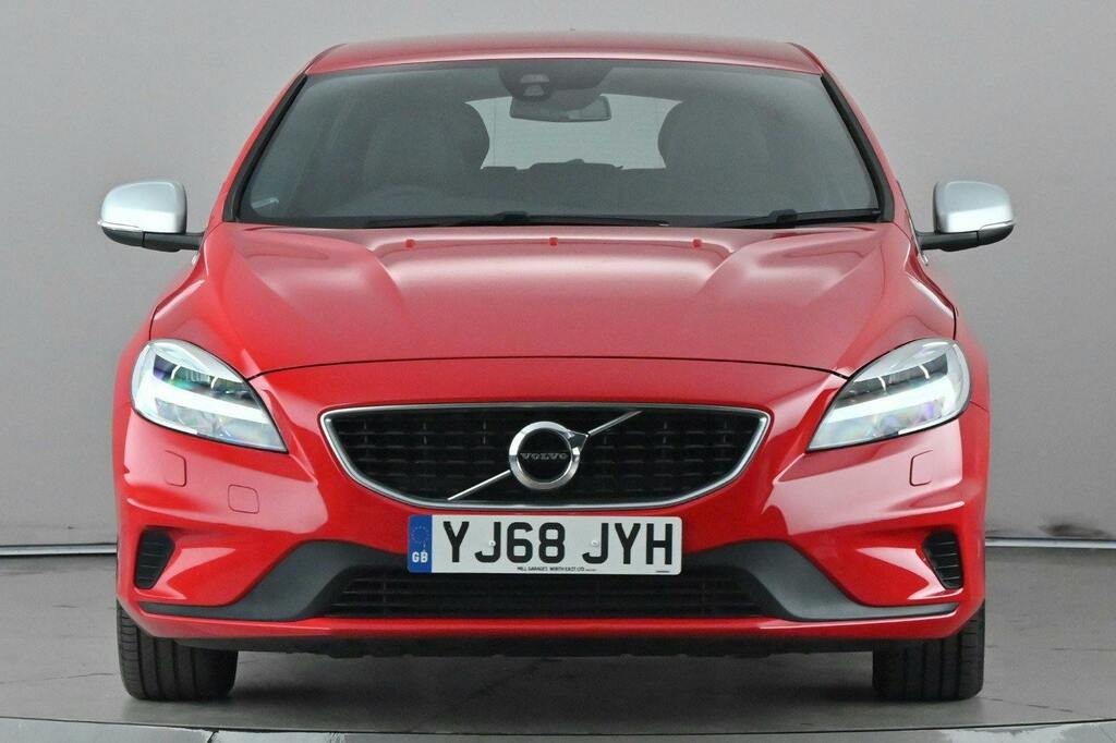 Volvo V40 1.5 T2 Gpf R Design Nav Plus Hatchback Red #6