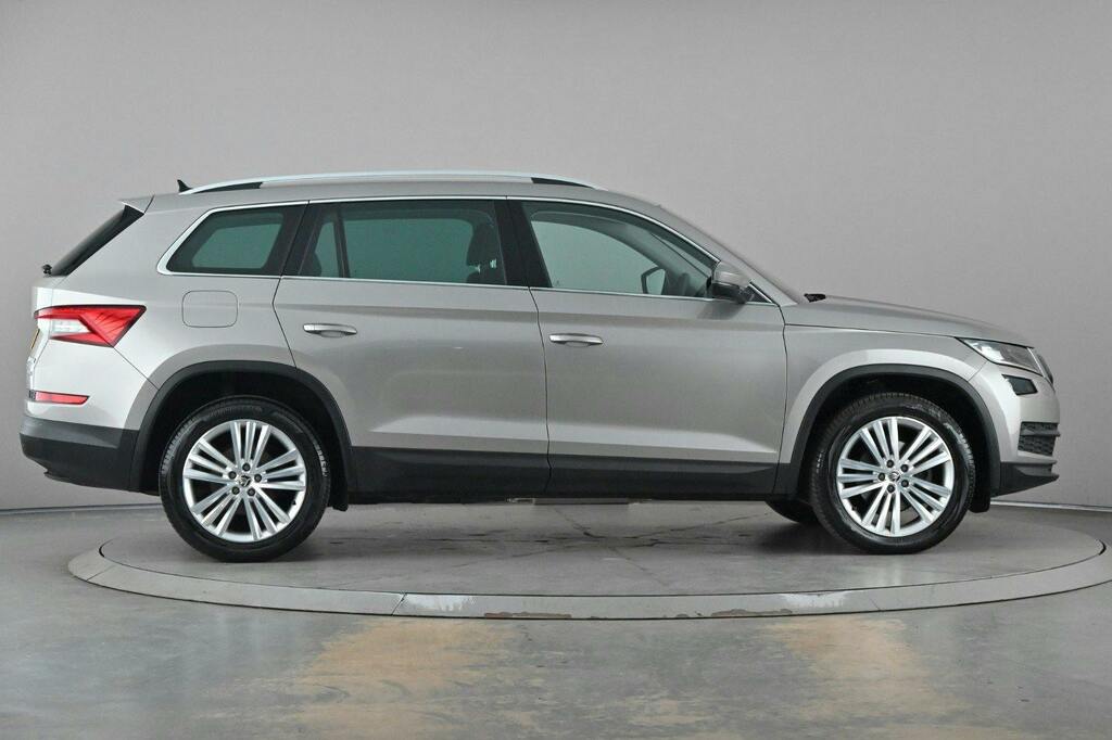 Skoda Kodiaq 1.4 Tsi Act Edition Suv 4Wd S Beige #5