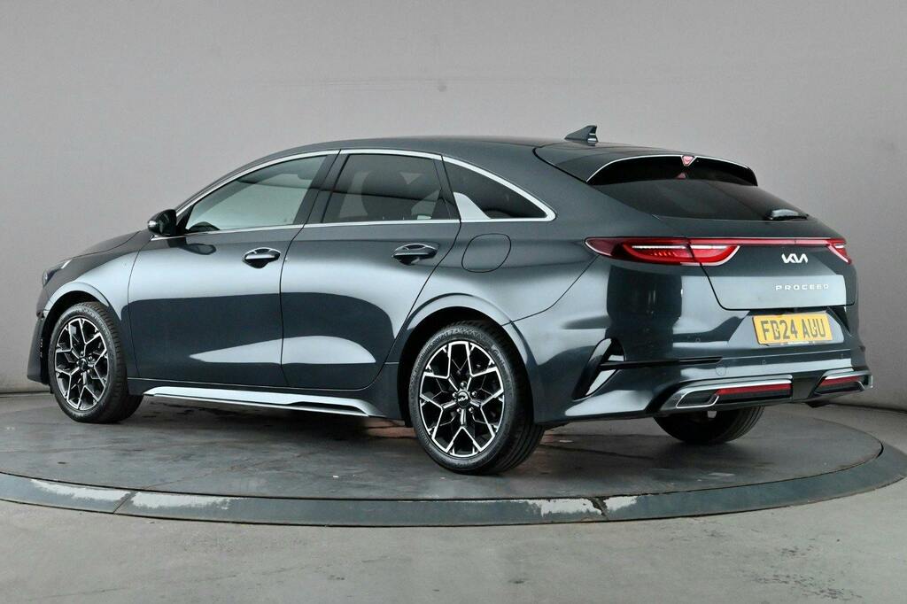 Kia Proceed 1.5 T Gdi Gt Line Shooting Brake Grey #4
