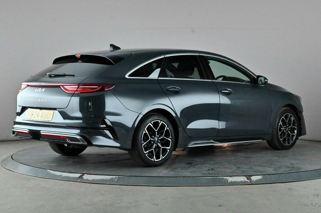 Kia Proceed 1.5 T Gdi Gt Line Shooting Brake Grey #6