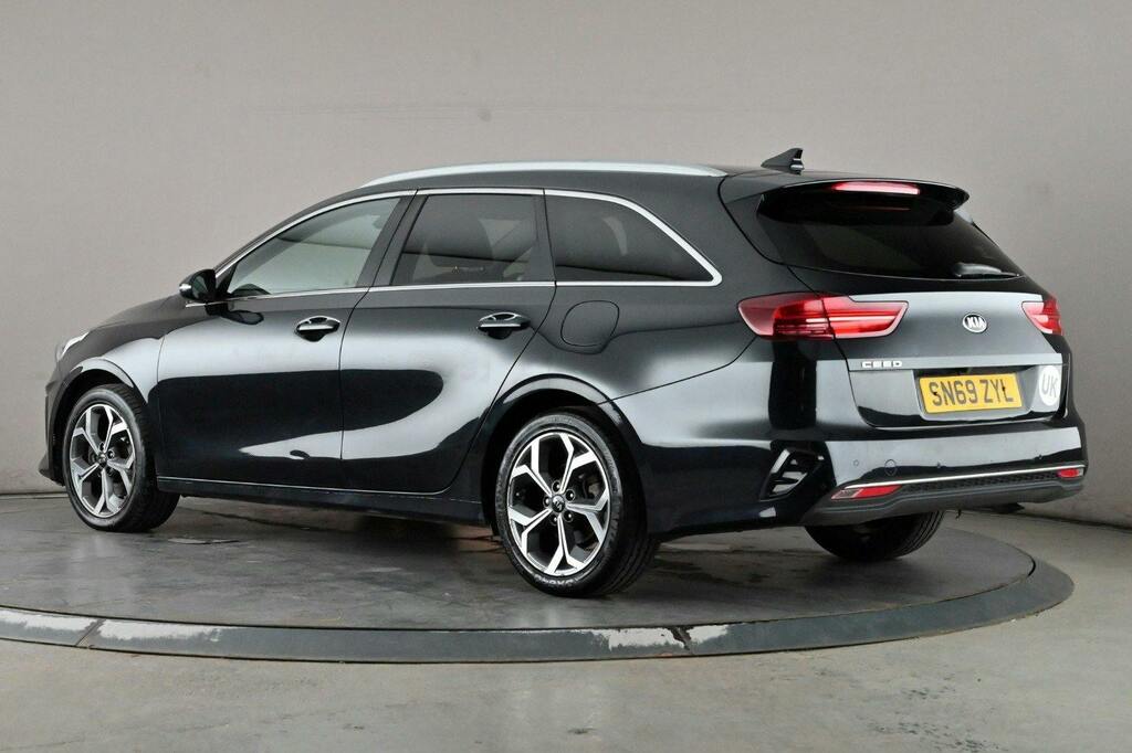 Kia Ceed 1.4 T Gdi 3 Sportswagon Dct Ss Black #4