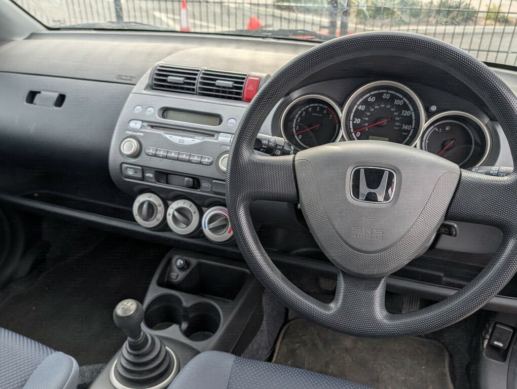 Honda Jazz 1.4 I-dsi Se Hatchback Cvt-7 139 Gkm, Grey #18