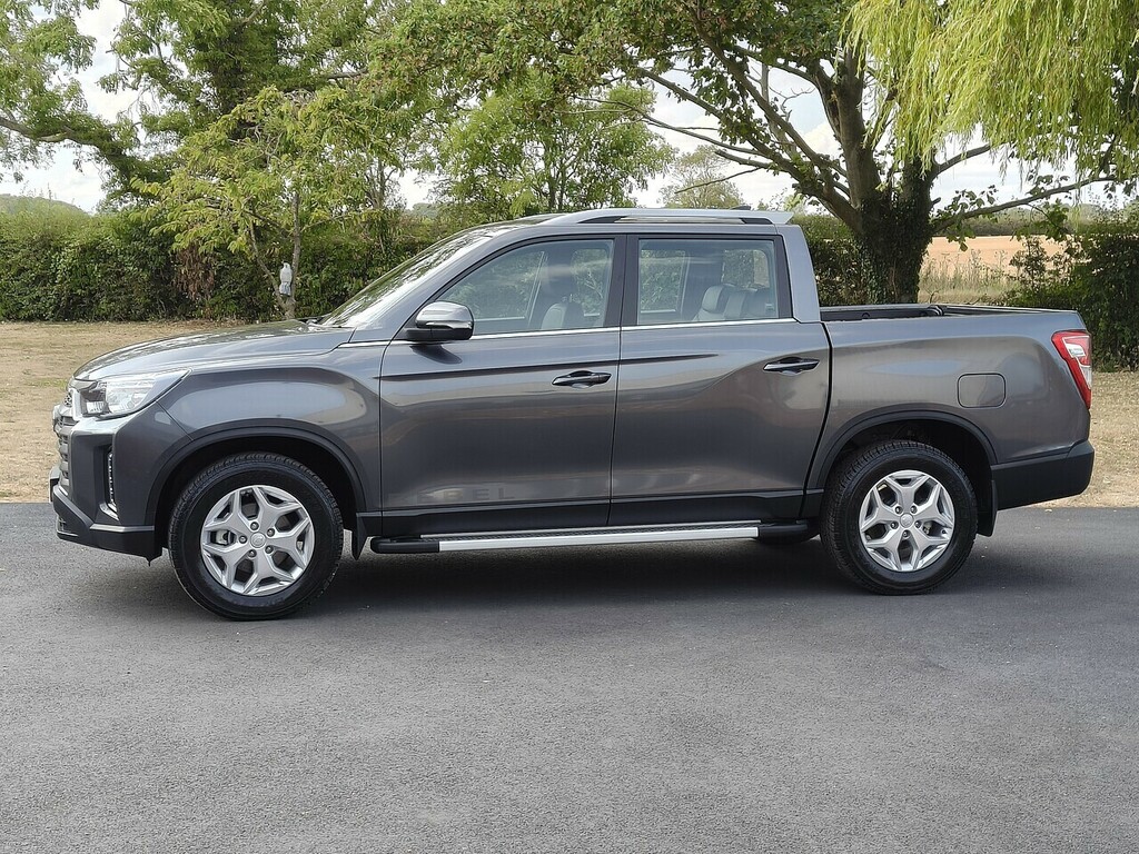 SsangYong Musso Rebel Grey #3
