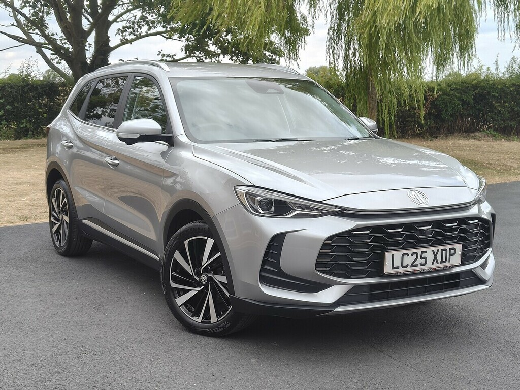 MG ZS Hybrid Trophy Silver