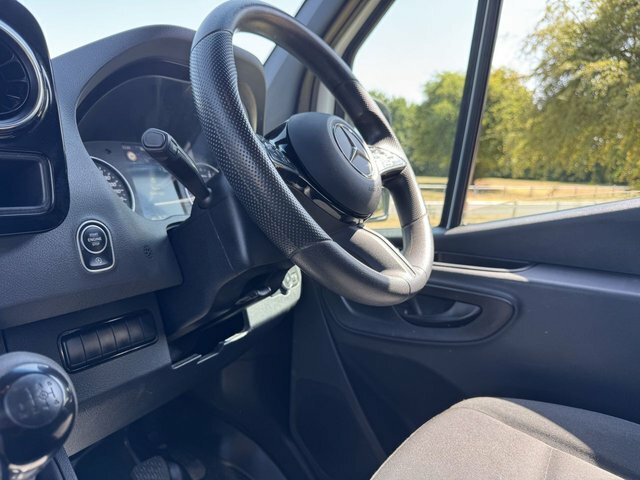 Mercedes-Benz Sprinter 2.0 315 Cdi Pro G-tronic Rwd L3 H2 Euro 6 S S Blue #15
