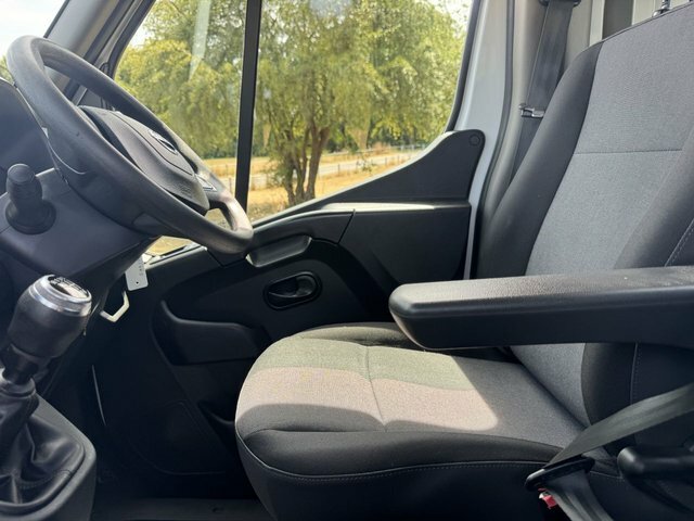 Nissan NV400 Nv400 Tekna Dci Black #14