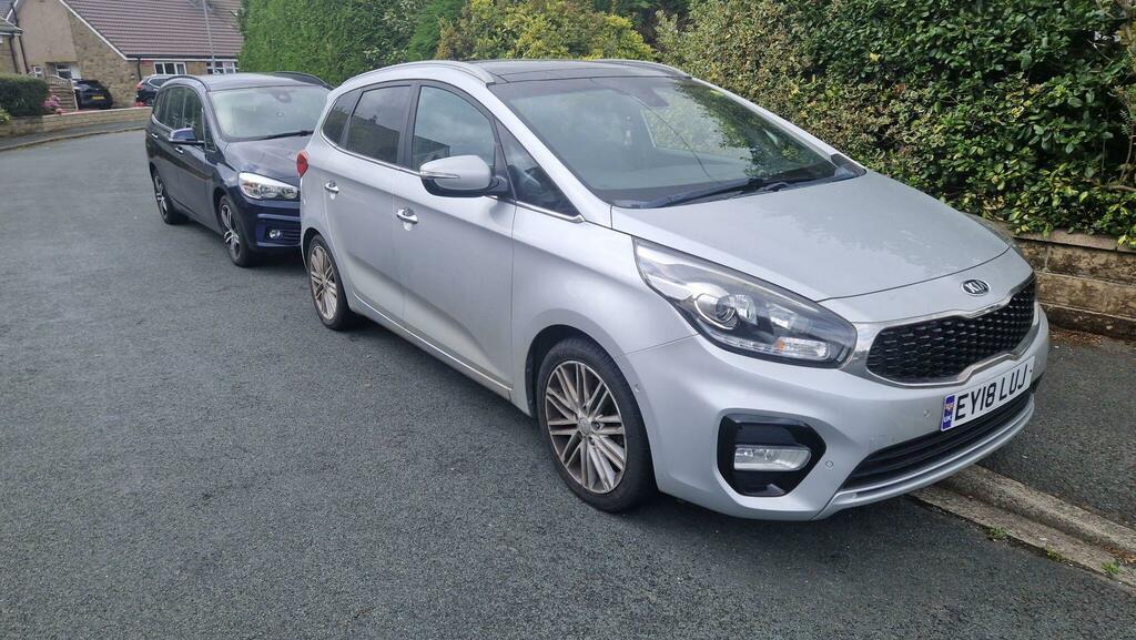 Kia Carens 4 Silver #3