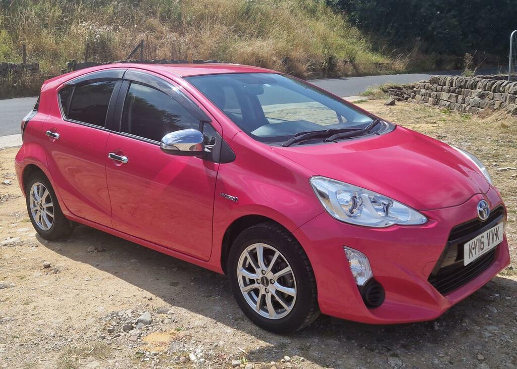 Toyota Aqua 1.5 5dr Pink #6