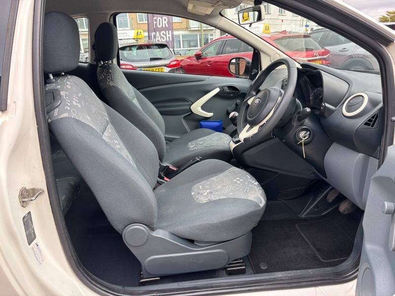 Ford KA 1.2 Zetec. 35 Road Tax. Ideal 1St White #16