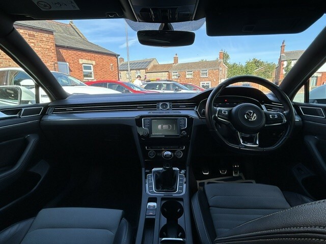Volkswagen Passat 2.0 Tdi R-line Dsg Panoramic Roof 7 Speed #11