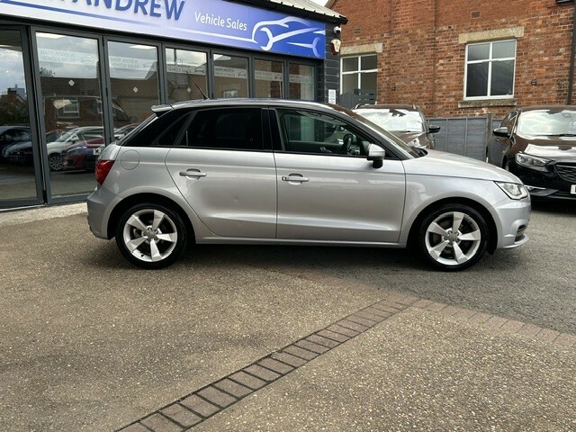 Audi A1 1.6 Tdi Sport Silver #2