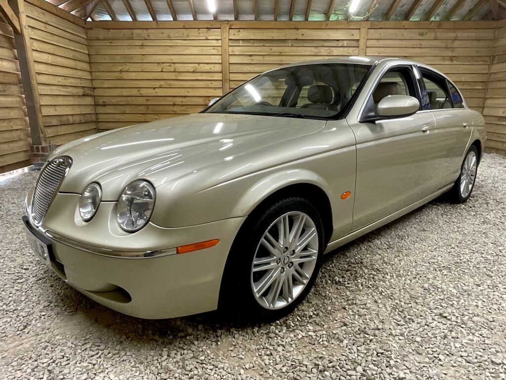 Jaguar S-Type V6 Se Saloon Gold #3