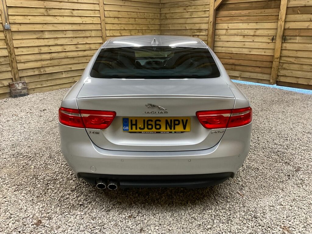 Jaguar XE R-sport Saloon Silver #5