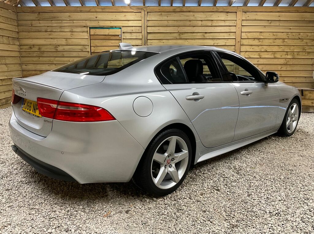 Jaguar XE R-sport Saloon Silver #6