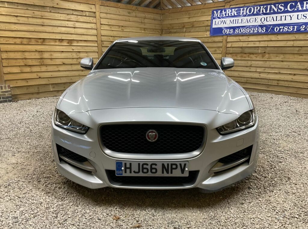 Jaguar XE R-sport Saloon Silver #2
