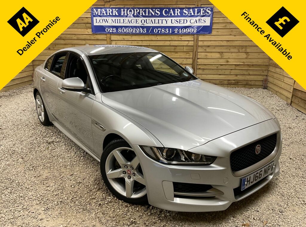 Jaguar XE R-sport Saloon Silver
