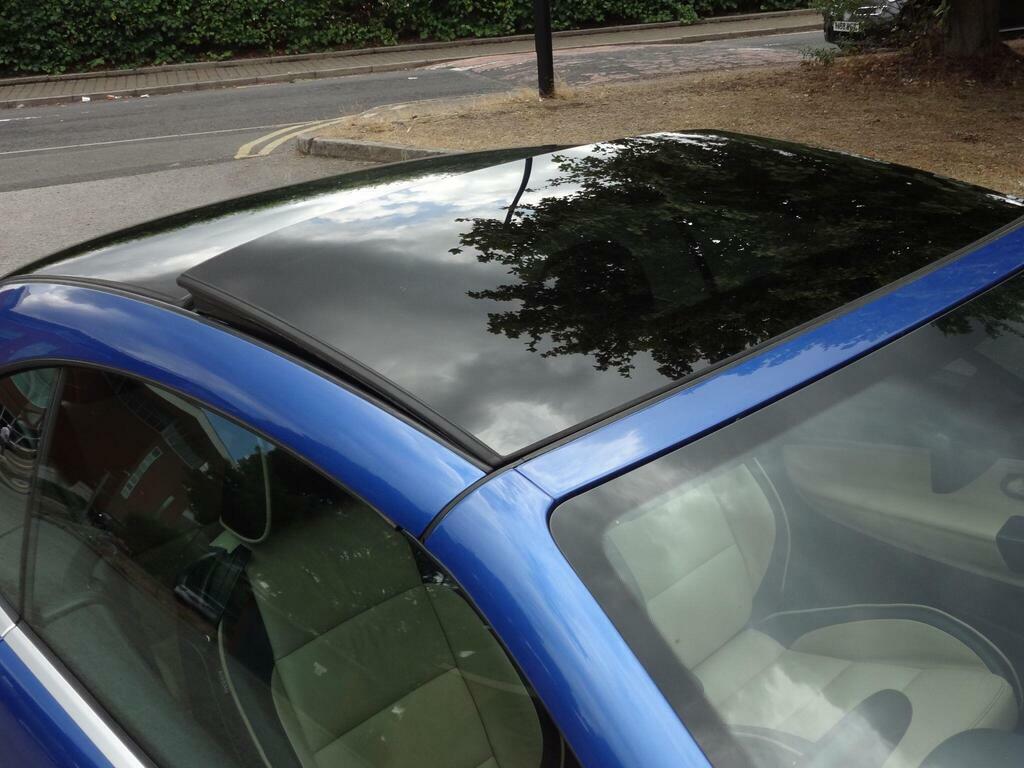 Volkswagen EOS Black #9