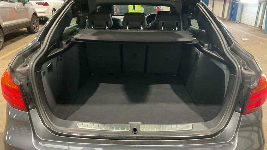 BMW 3 Series Gran Turismo 2.0 320D Se Gran Turismo 188 Bhp Blue #9