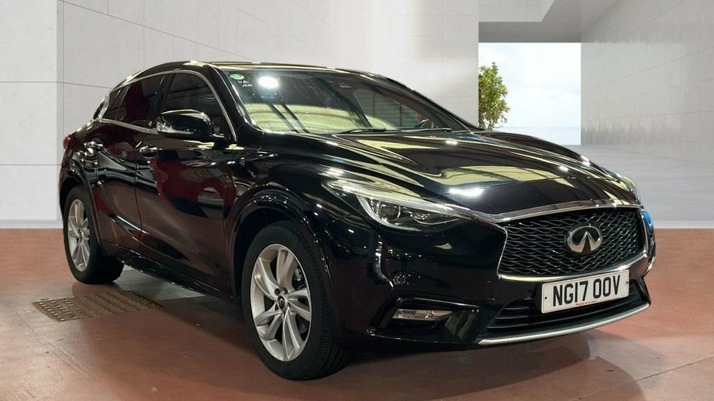 Infiniti Q30 1.5L Premium Tech Intouch NG17OOV Black