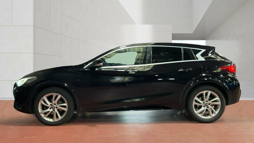 Infiniti Q30 1.5L Premium Tech Intouch NG17OOV Black #6