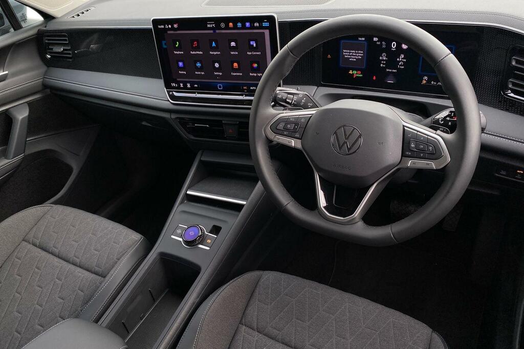 Volkswagen Tiguan 1.5 Etsi Mhev Match Suv Hybrid Dsg Euro AO26OHW Silver #6