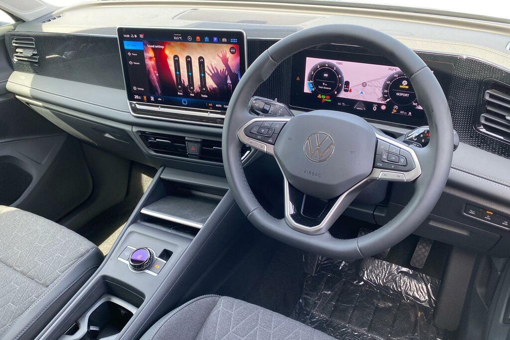 Volkswagen Tiguan 1.5 Etsi Mhev Match Suv Hybrid Dsg Euro AO26PZJ Grey #6