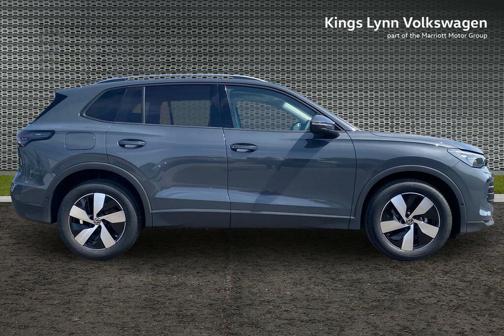 Volkswagen Tiguan 1.5 Etsi Mhev Match Suv Hybrid Dsg Euro AO26PZJ Grey #4