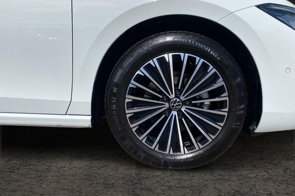 Volkswagen Passat 1.5 Etsi Mhev Elegance Estate Hybrid Ds GF25AHC White #5