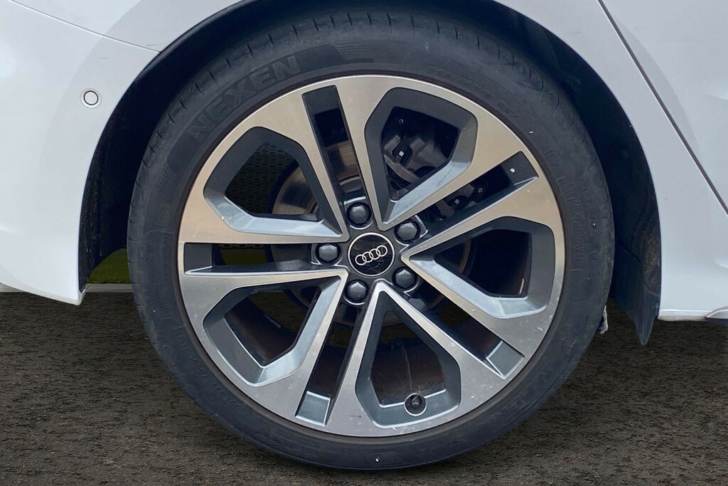Audi A3 1.5 Tfsi 30 S Line Sportback Eur NJ74BXO White #5