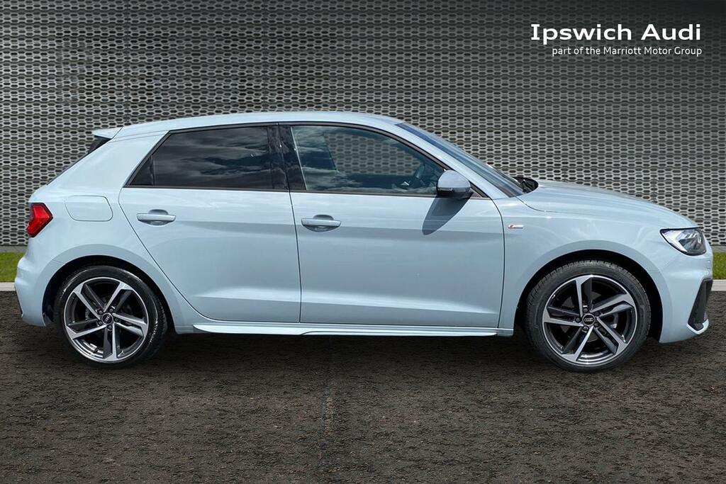 Audi A1 1.5 Tfsi 35 S Line Sportback S Tronic E AX24FCM Grey #4